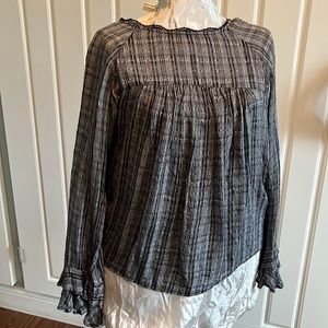 Lucky Brand Woman’s Blouse with flare sleeves